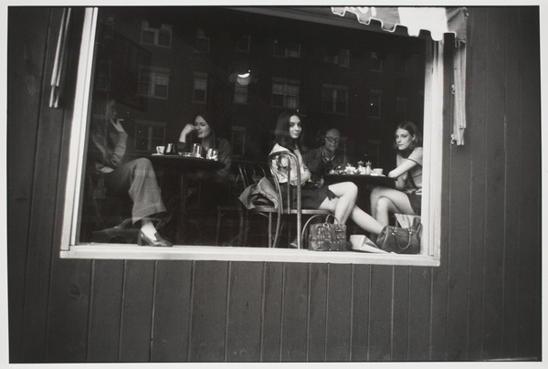 Untitled (Women Through Diner Window),</em> 1948-1984, gelatin silver print, Gift of the Schorr Family collection, 1984.112 © The Estate of Garry Winogrand, courtesy Fraenkel Gallery, San Francisco