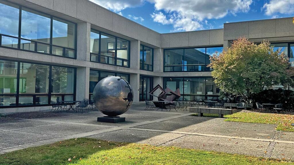 Exterior view of the Higgins Education Wing from the Stoddard Courtyard